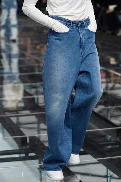 Look 160